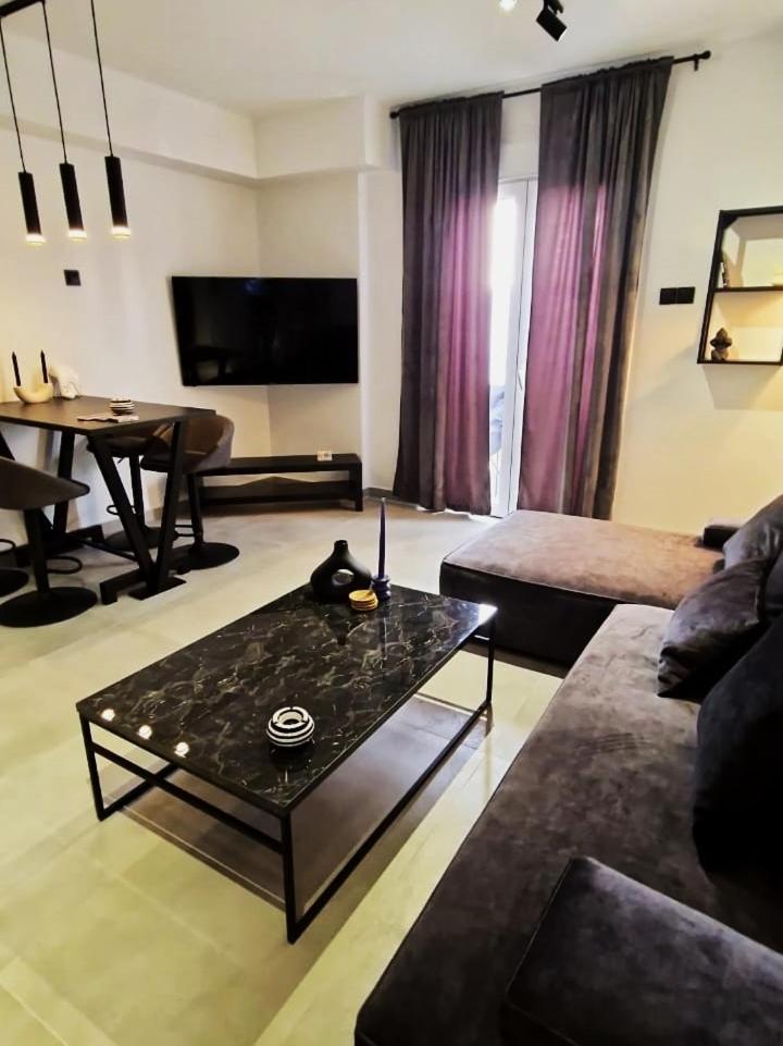 Essel Noir - A Hidden Gem With A Magnificent Acropolis View Appartement Athene Buitenkant foto