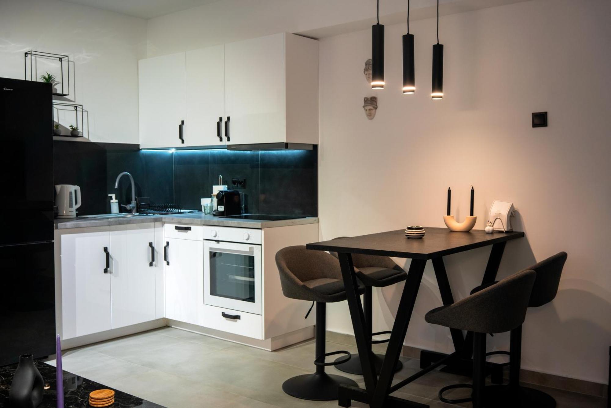 Essel Noir - A Hidden Gem With A Magnificent Acropolis View Appartement Athene Buitenkant foto